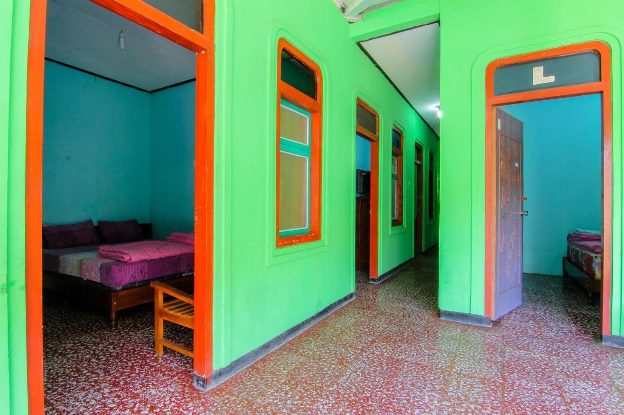 Losmen Melati Hotel Bantul Ngoại thất bức ảnh