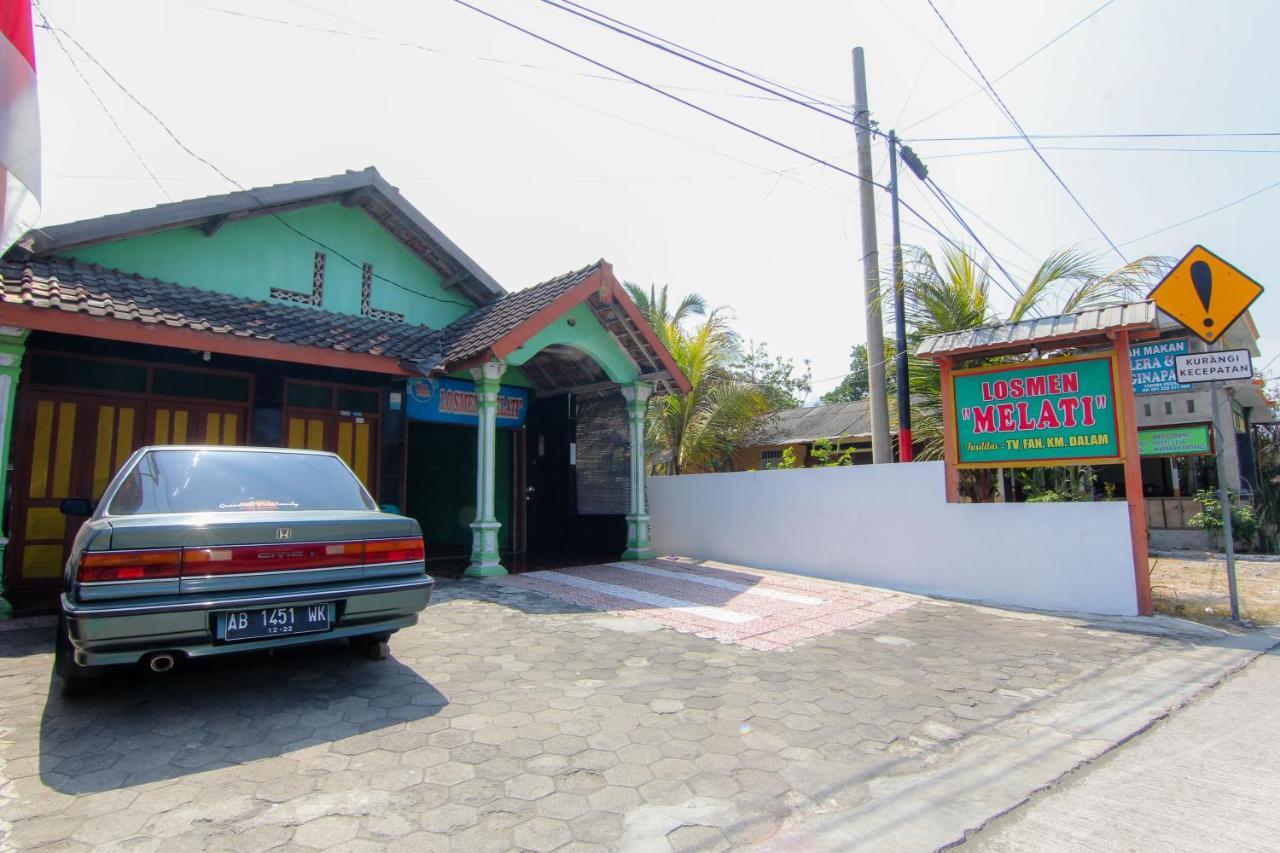 Losmen Melati Hotel Bantul Ngoại thất bức ảnh